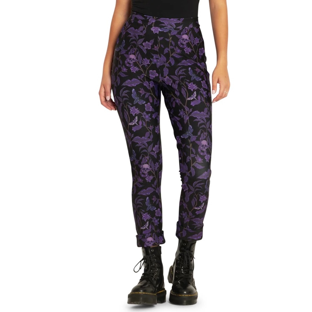 Blackmilk Deadly Nightshade Cuffed Pants